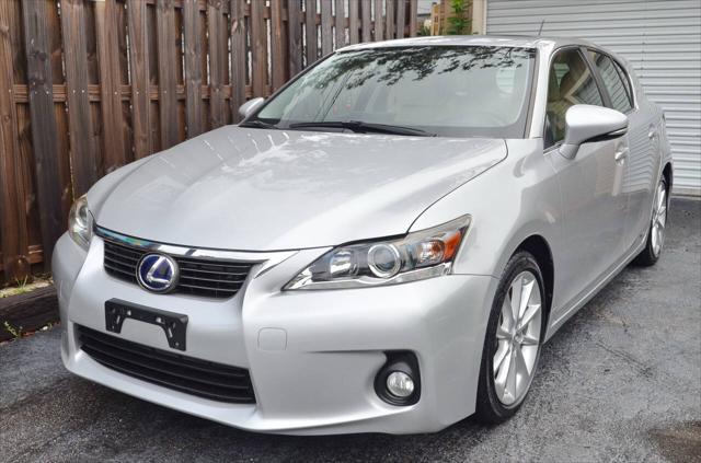 2012 lexus ct 200h premium