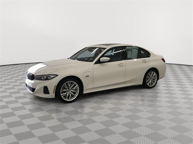 2023 bmw 330e base