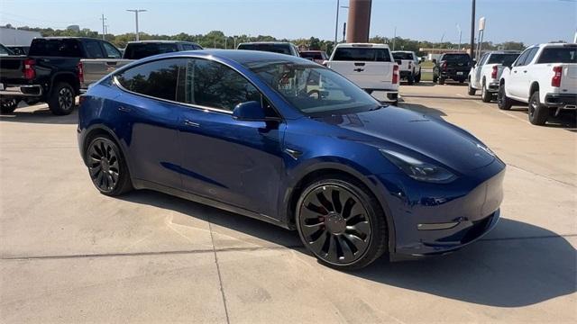 2022 tesla model y performance