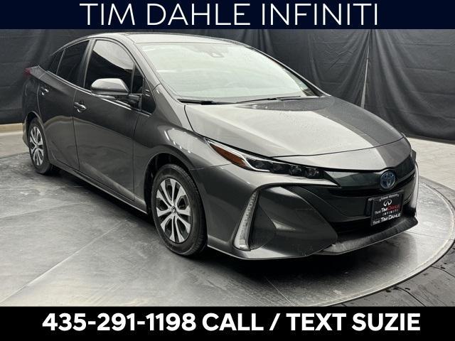 2021 toyota prius prime xle