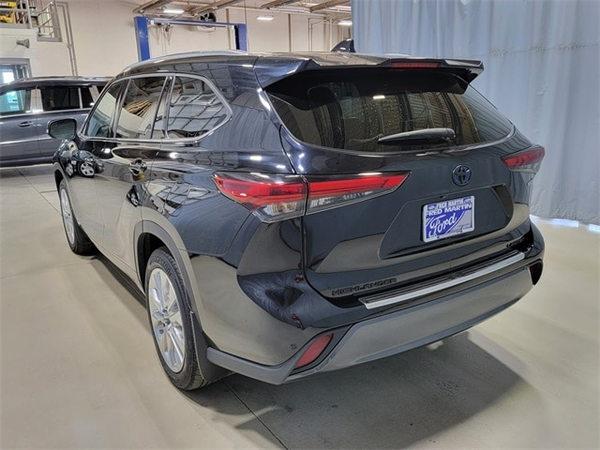 2020 toyota highlander hybrid in saint louis, missouri