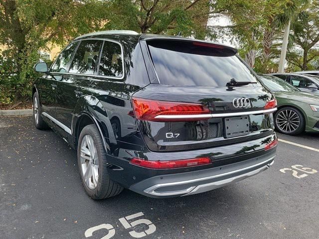 2022 audi q7 45 premium