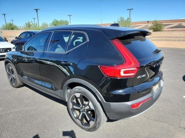 2022 volvo xc40 t5 momentum