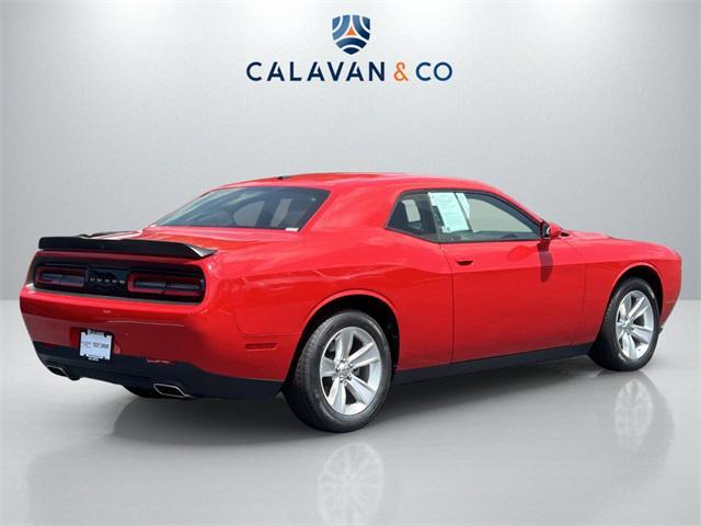 2023 dodge challenger sxt
