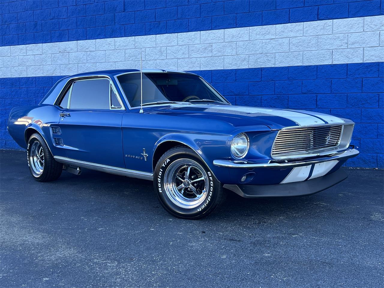 1967 ford mustang