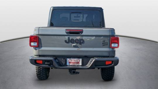 2023 Jeep Gladiator s