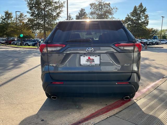 2024 toyota rav4 xle
