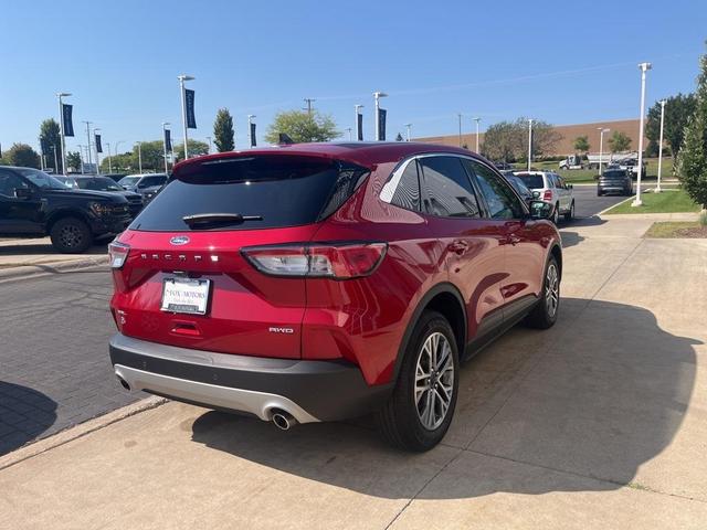 2022 ford escape sel