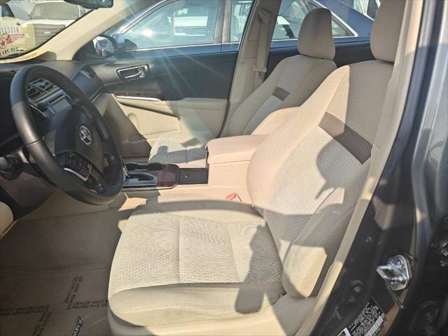 2014 toyota camry se