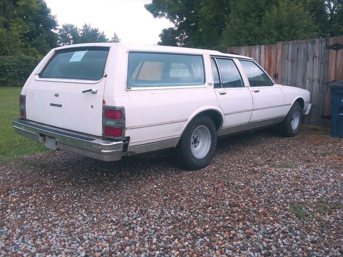 1985 chevrolet caprice wagon white rwd automatic classic