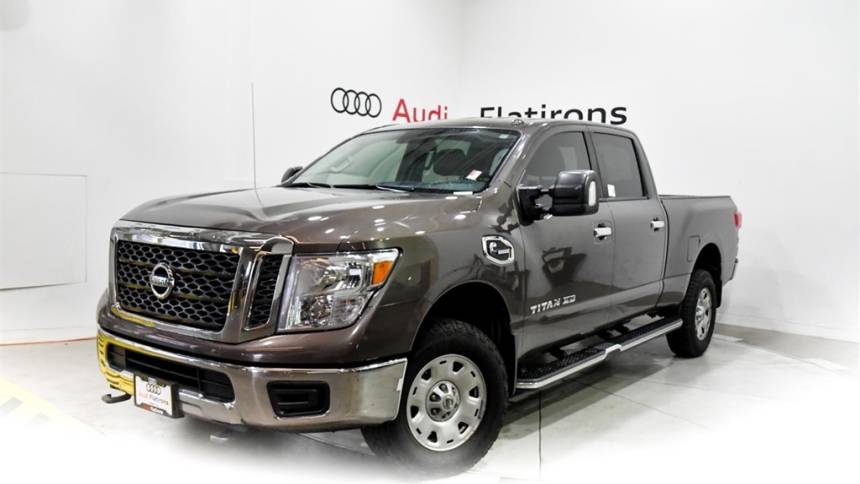 2018 nissan titan xd sv