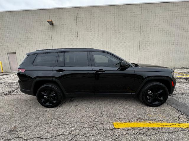 2023 jeep grand cherokee l limited