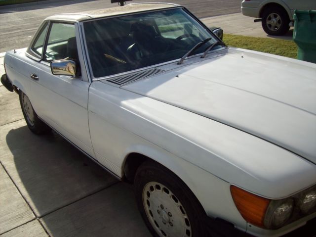 88 mercedes 560sl 107 class soft top @ hardtop runs good