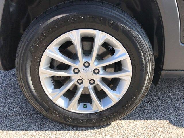 certified 2019 jeep cherokee 4wd latitude charleston, wv 25303 for sale in charleston, west virginia