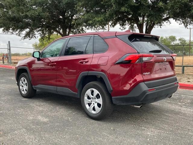 2023 toyota rav4 le