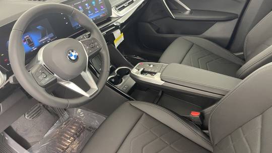 2025 BMW X1