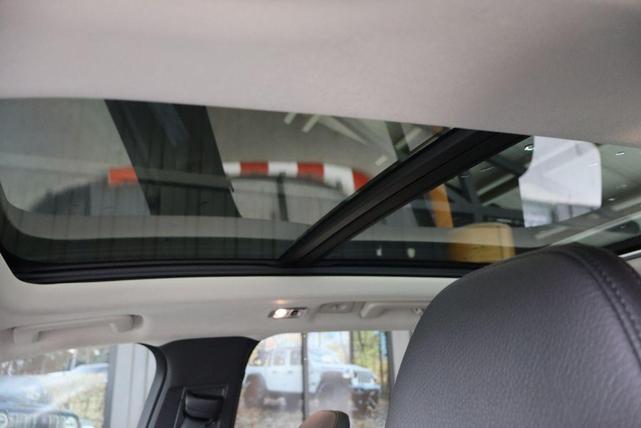 2021 volvo xc90 t6 momentum 7 passenger