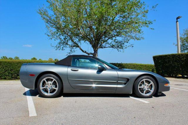 2003 chevrolet corvette base