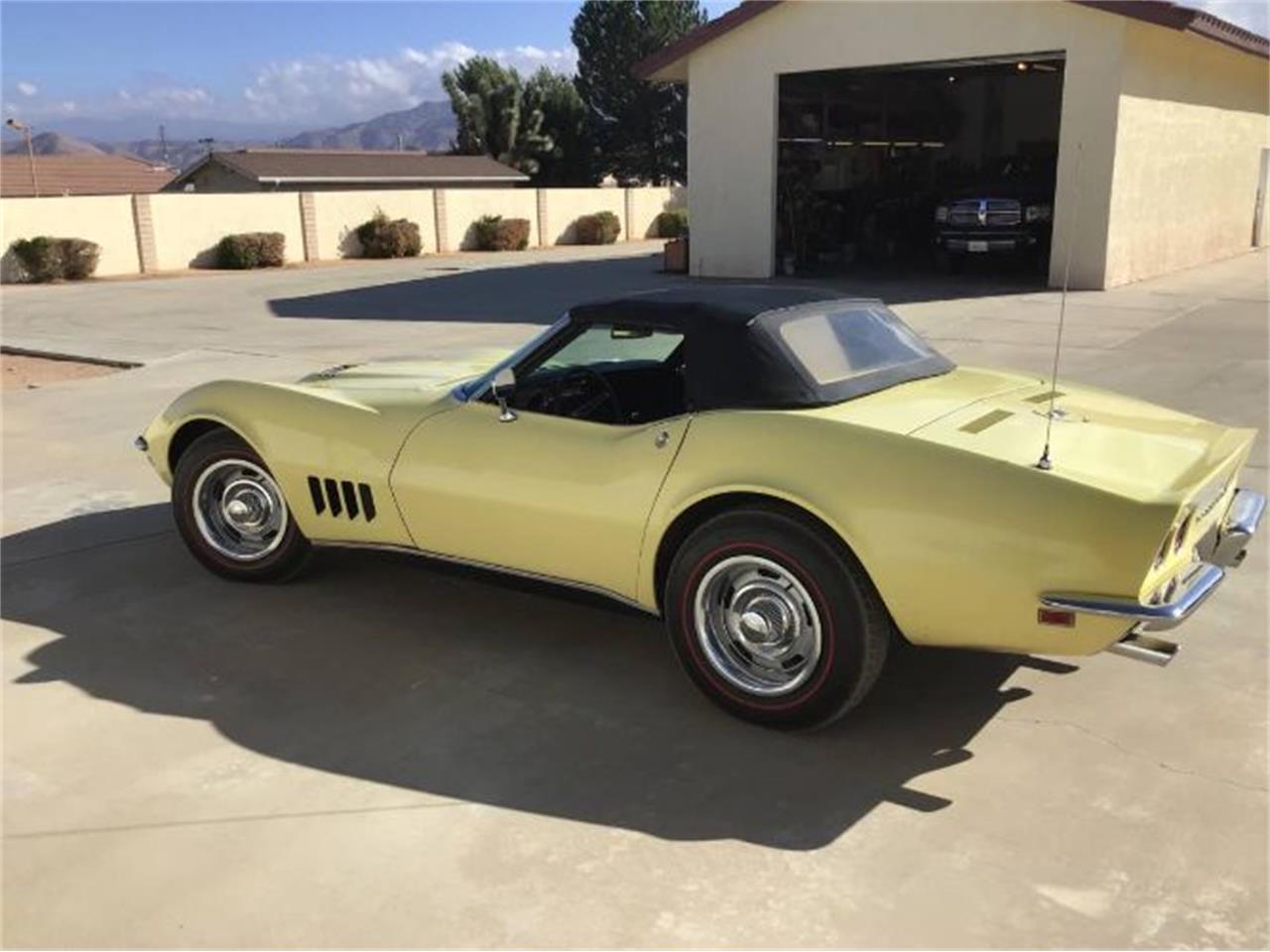 1968 chevrolet corvette