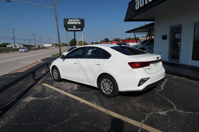 2021 kia forte fe