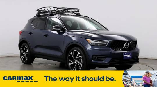2022 Volvo XC40