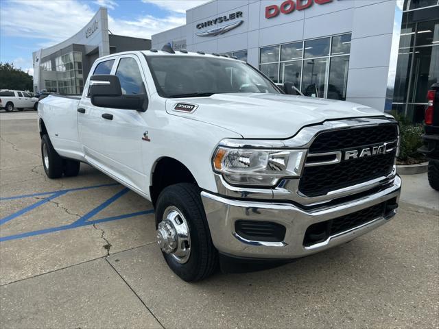 2024 ram 3500 tradesman 4x4 crew cab 8 box
