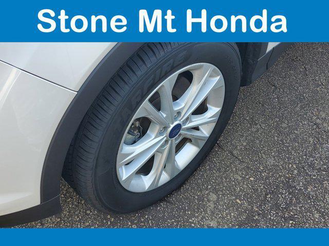 2017 ford escape se