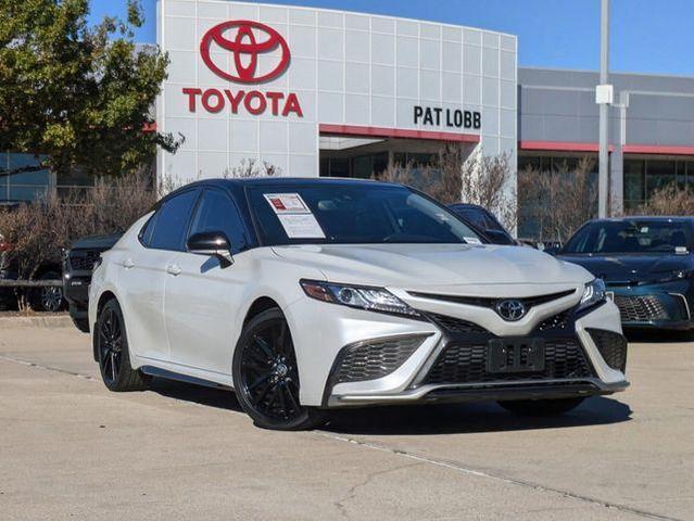 2021 toyota camry xse