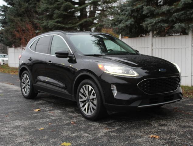 2020 ford escape titanium