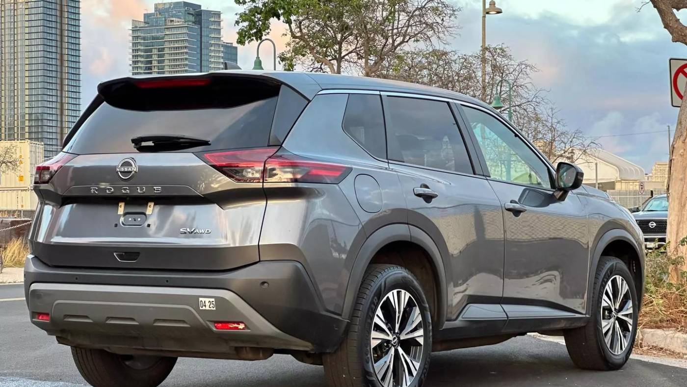 2022 nissan rogue sv