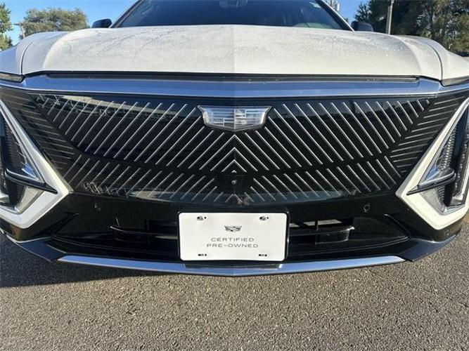 cpo 2024 cadillac lyriq luxury 3