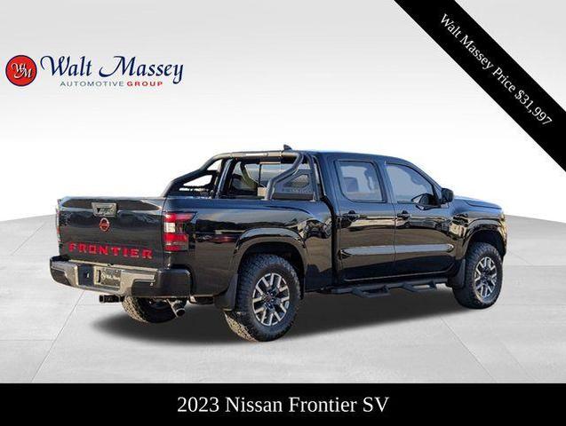 2023 nissan frontier sv