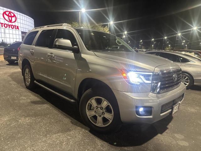 2020 toyota sequoia sr5