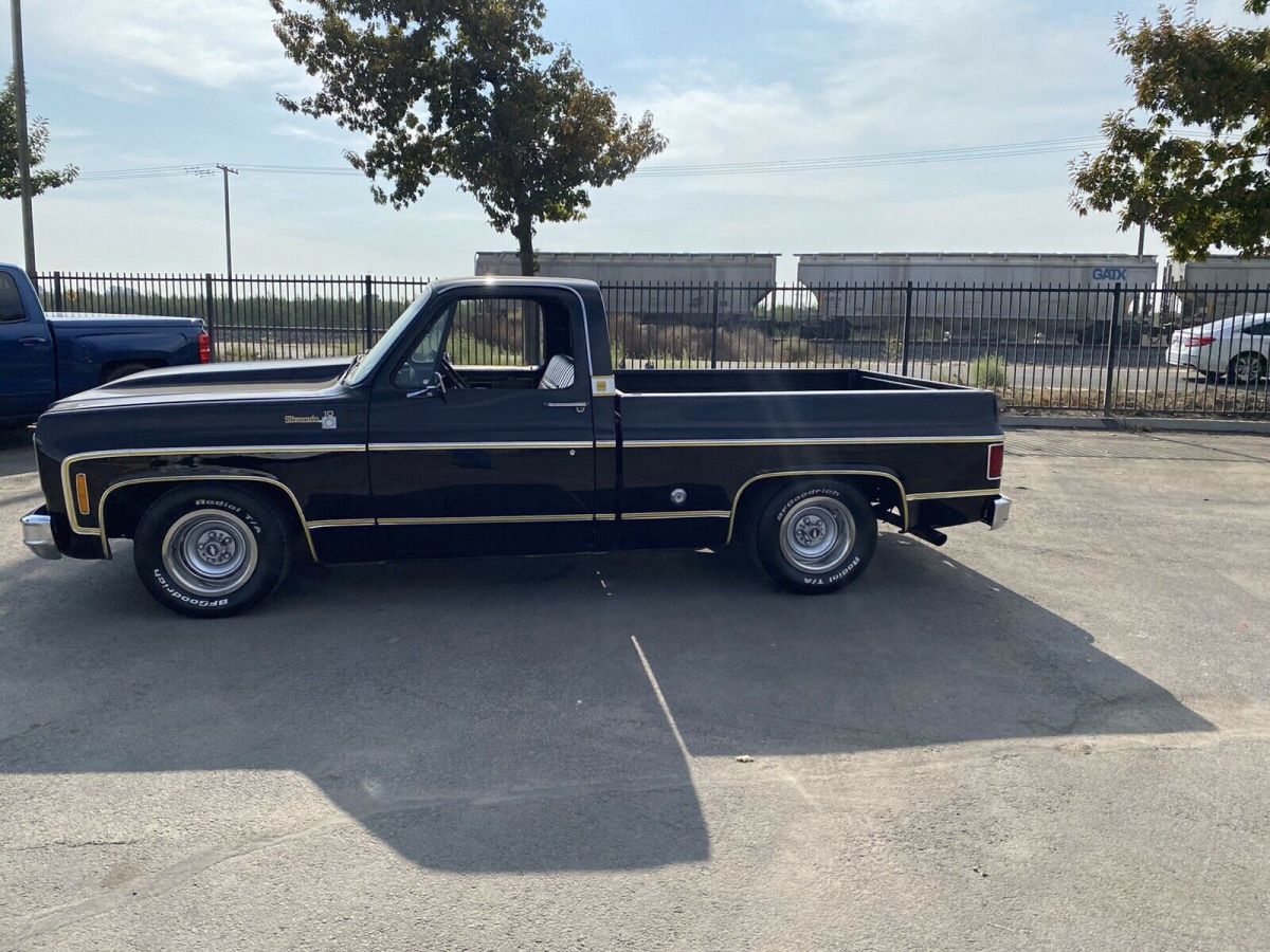 1977 chevrolet c10 pickup black rwd automatic silverado
