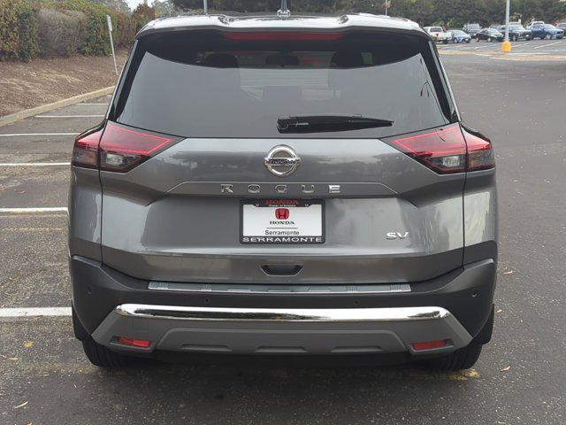 2021 nissan rogue sv