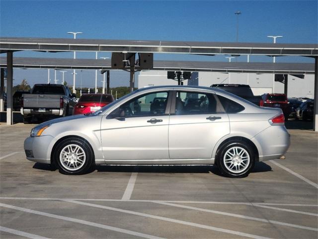 2010 ford focus se