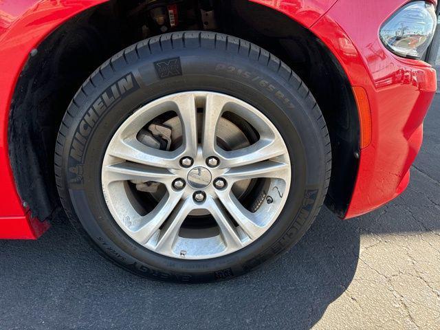 2022 dodge charger sxt