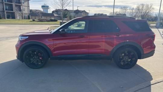 2021 ford explorer st