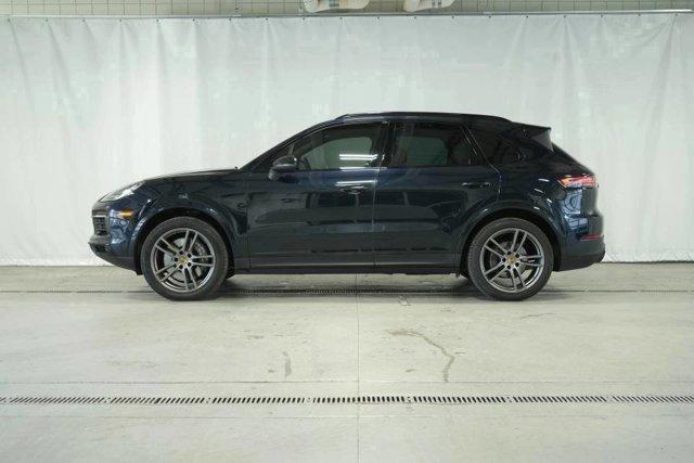2022 porsche cayenne