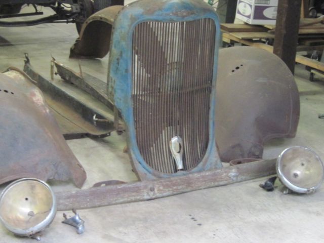 1935 dodge pickup great project truck solid parts and frame good bed & tailgate