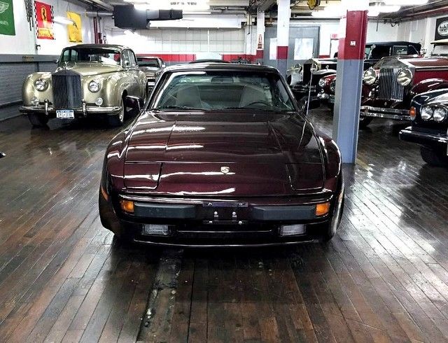 one owner from new, never in an accident, good solid car
