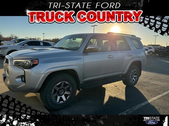 2022 toyota 4runner trd off road premium