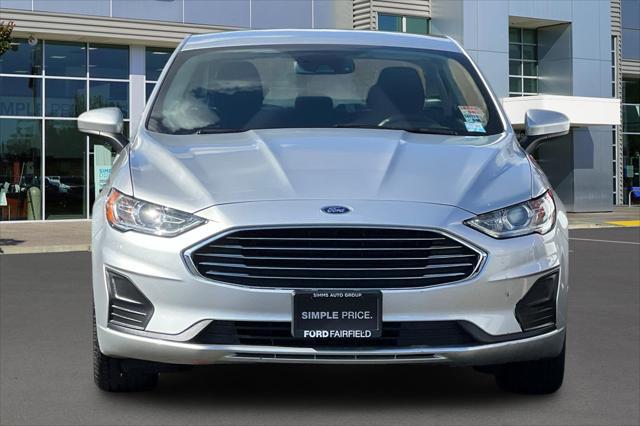 2019 ford fusion se