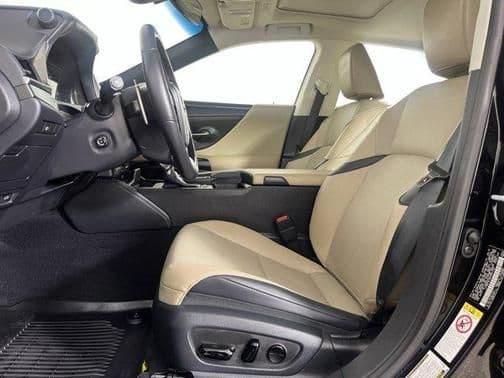 2019 lexus es 300h in canton, michigan