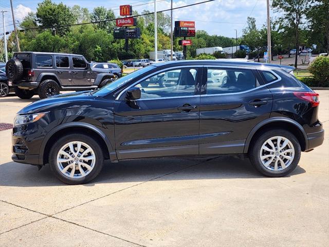 2021 nissan rogue sport s
