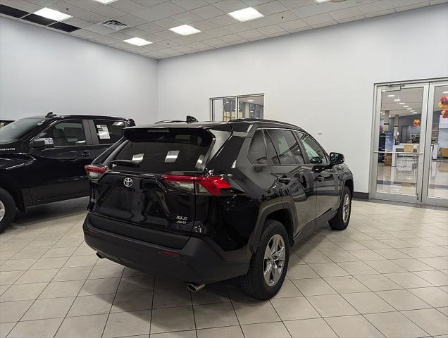 2023 toyota rav4 xle