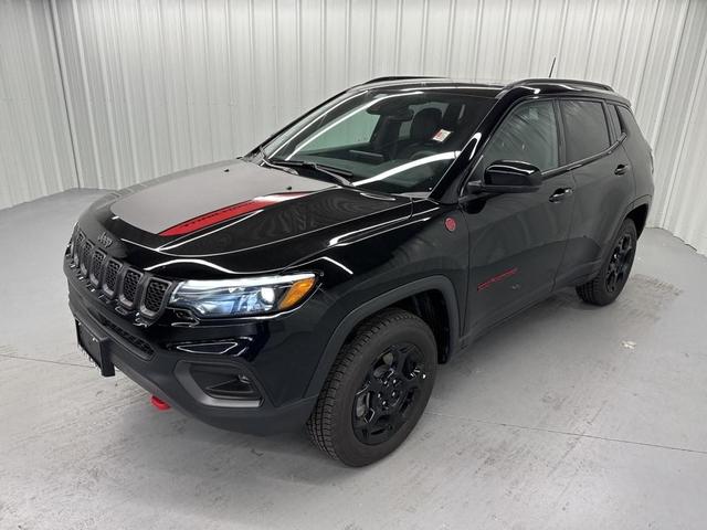2023 jeep compass trailhawk