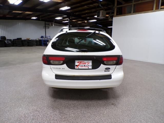 2004 ford taurus