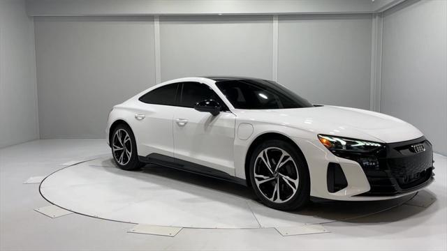 2022 audi e-tron gt premium plus