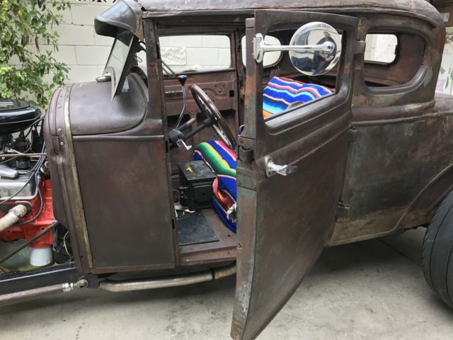 1931 ford 5 window coupe hot rod, rat rod